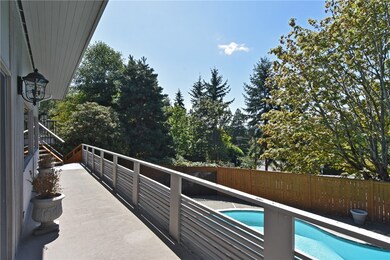 6 Maple Ln, Mercer Island, WA 98040 - photo 4