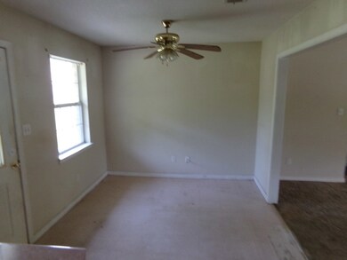 610 Rosa St, Picayune, MS 39466 - photo 5