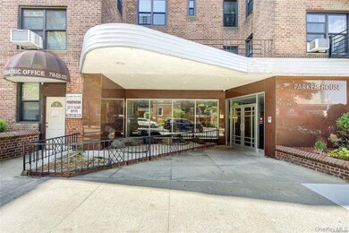 63-84 Saunders St unit 2G, Rego Park, NY 11374 - photo 2