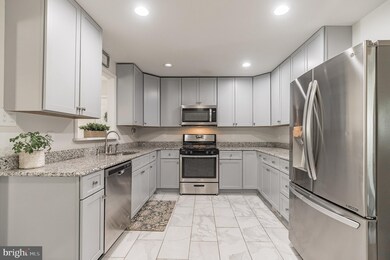 605 Sunset Ave, Maple Shade, NJ 08052 - photo 6