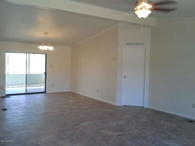 Gold-Living room
