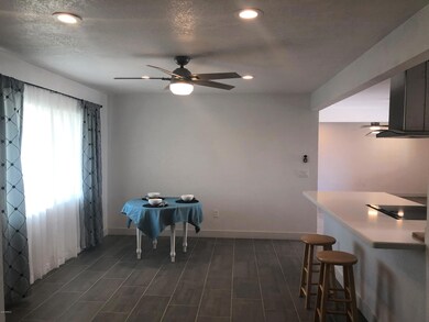 Dine In Kitchen