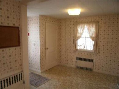 25 Gilbert St, Ludlow, MA 01056 - photo 6