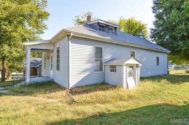 714 Sherman Ave, Edwardsville, IL 62025 - photo 4