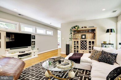 8405 Old Seven Locks Rd, Bethesda, MD 20817 - photo 7