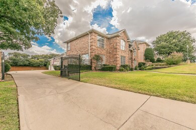9128 Nob Hill Dr, North Richland Hills, TX 76182 - photo 3