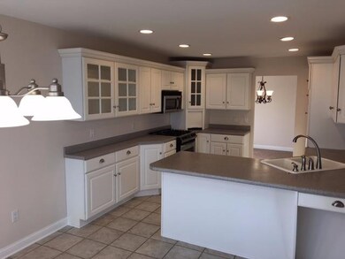 9187 Wright St, Merrillville, IN 46410 - photo 3