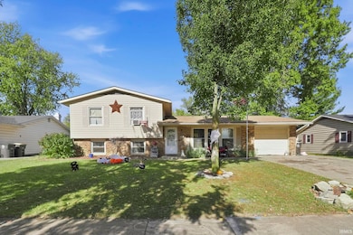 1922 Legoma Dr, Fort Wayne, IN 46819 - photo 5