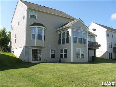 7451 Crane Crossing, Macungie, PA 18062 - photo 3