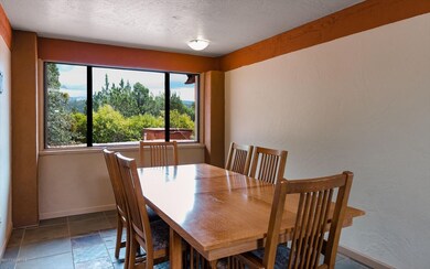 Formal Dining