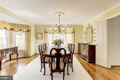 11828 Quince Mill Dr, North Potomac, MD 20878 - photo 7