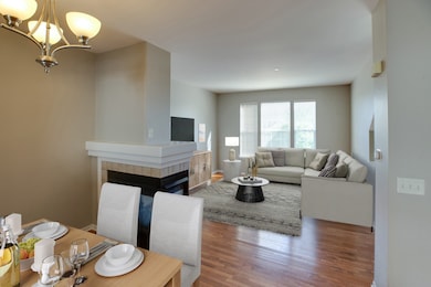 4584 Hogan Ln unit 1404, Wadsworth, IL 60083 - photo 2