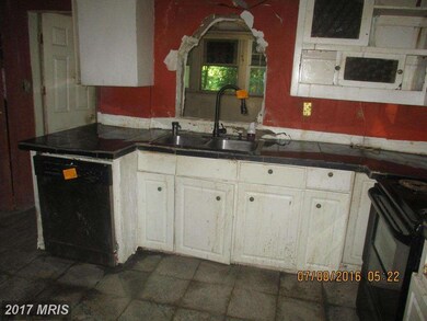 4809 Newman Rd, Temple Hills, MD 20748 - photo 5