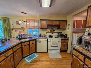 E3721 Munising St, Chatham, MI 49816 - photo 6