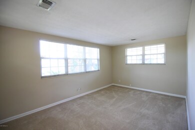 6742 Pottsburg Creek Trail, Jacksonville, FL 32216 - photo 4
