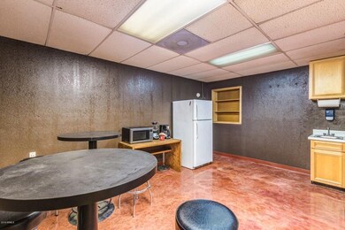 6817 N 55th Dr, Glen Dale, AZ 85301 - photo 5