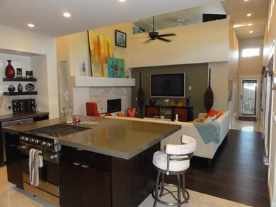 Kitchen - Family Room