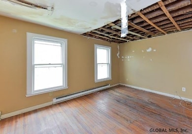 250 Yates St, Albany, NY 12208 - photo 3