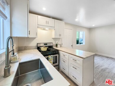 10019 San Gabriel Ave, South Gate, CA 90280 - photo 5