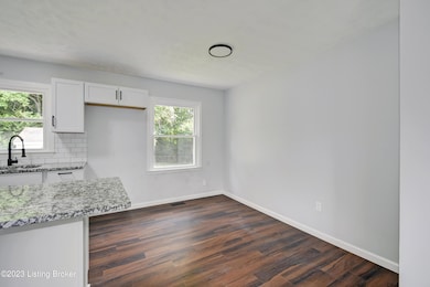 9003 Brandywyne Dr, Louisville, KY 40291 - photo 5