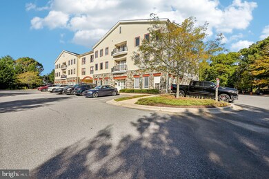 400 Renfro Dr unit 307, Glen Burnie, MD 21060 - photo 2