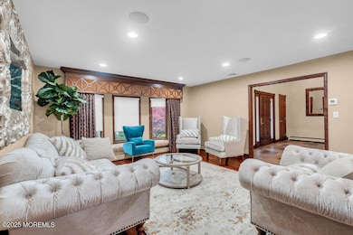 22 Hickory Ln, Freehold, NJ 07728 - photo 4