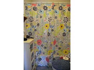 Bathroom. 3rd floor Unit 3