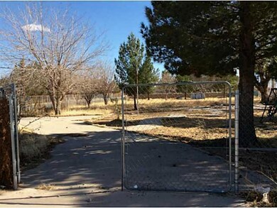666 Richardson Rd, El Paso, TX 79927 - photo 2