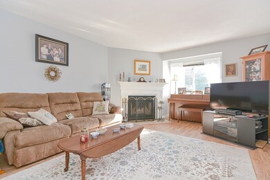 15 Manor House Ln unit 15, Uxbridge, MA 01569 - photo 7