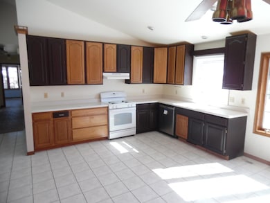 2904 Morningside Dr, Crown Point, IN 46307 - photo 5