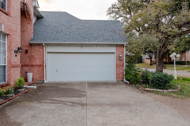 2106 Hunter Place Ln, Arlington, TX 76006 - photo 3