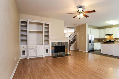 29606 Legends Pine Ln, Spring, TX 77386 - photo 6