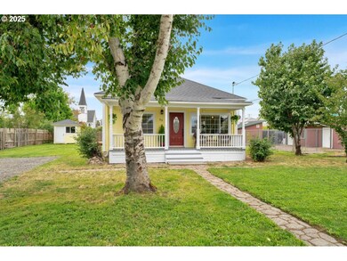 53 S 3rd St, Creswell, OR 97426 - photo 4