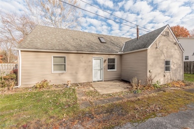 9855 Dupont Dr, Columbia Station, OH 44028 - photo 4