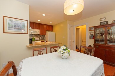 429 State St, Albany, NY 12203 - photo 5