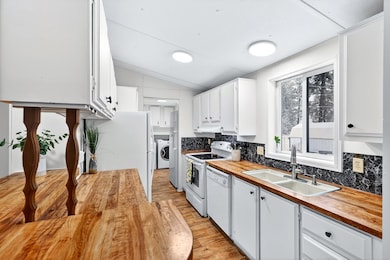 16220 S Sherman Rd unit 15, Cheney, WA 99004 - photo 4