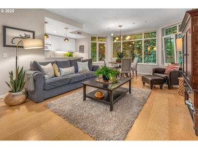 The Westover unit 209, Portland, OR 97210 - photo 6