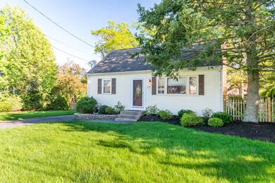 27 Donald Tennant Cir, North Attleboro, MA 02760 - photo 3