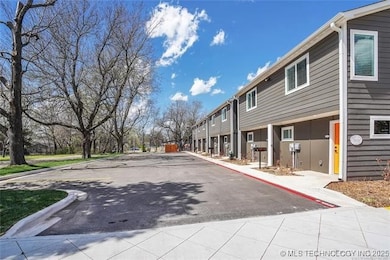 700 N Date Ave, Broken Arrow, OK 74012 - photo 2