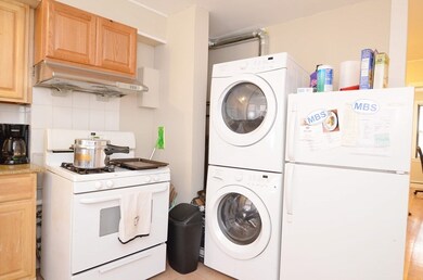5 Knapp St unit 3, Boston, MA 02111 - photo 6