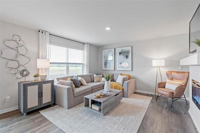 2820 50th St, Des Moines, IA 50310 - photo 2