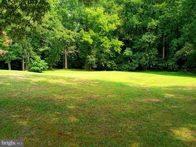 17410 Croom Rd, Brandywine, MD 20613 - photo 2