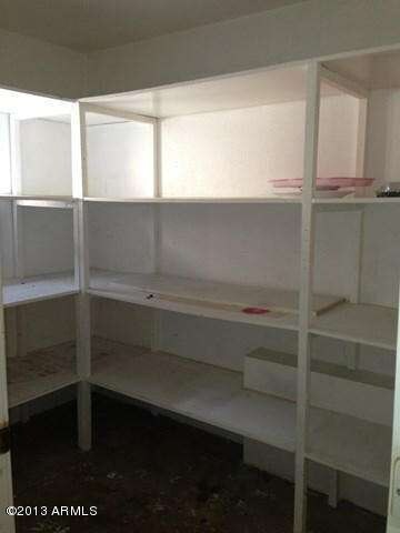Pantry (2)