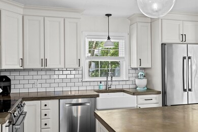 71 Winthrop Ave, Braintree, MA 02184 - photo 5