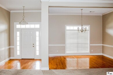 302 Mayhaw St, Monroe, LA 71203 - photo 2