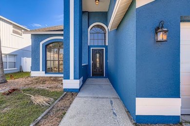 8601 Flowing Brook Ct, Tampa, FL 33635 - photo 3