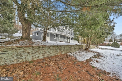 2 Edgar Lewis St, Minersville, PA 17954 - photo 2