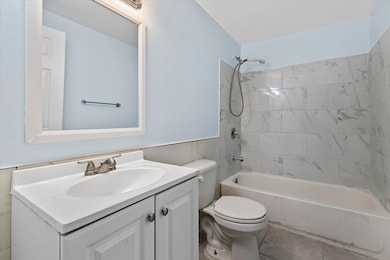 205 Smith St, Bridgeport, CT 06607 - photo 4