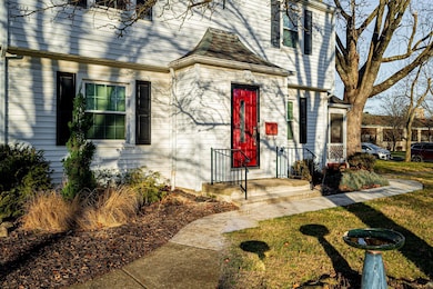 295 N Cassingham Rd Bexley 045