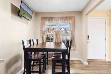 106 Northwood Blvd, Central Islip, NY 11722 - photo 6